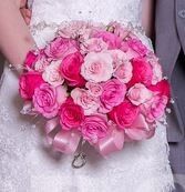 Is your bouquet neutral/ivory or bolder colors? Show me!