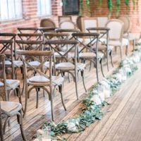 Using garland for an aisle border? - 2