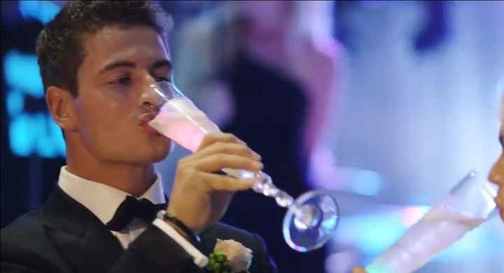 Please help me find these tall toasting flutes!!
