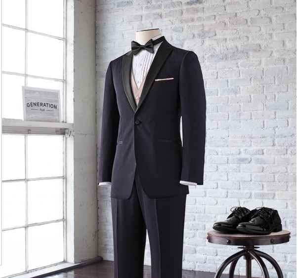 Groom's Tux -- opinions?