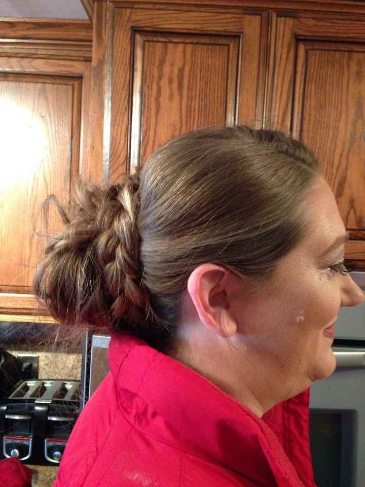 Let's see your wedding hair!