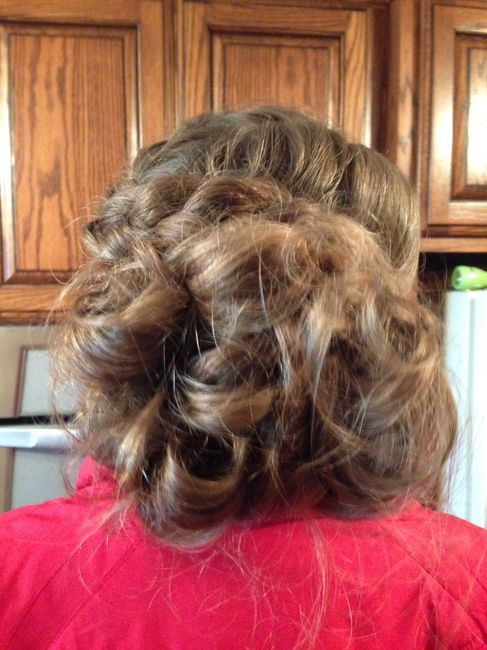 Let me see your wedding hair!