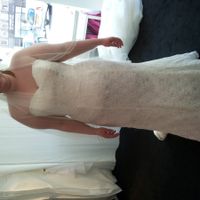 Can I pull off my dress with my figure?