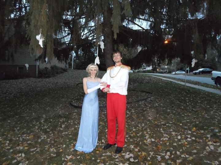 NWR: Halloween Costume Competition!!! Updated with the winner! (page 4)
