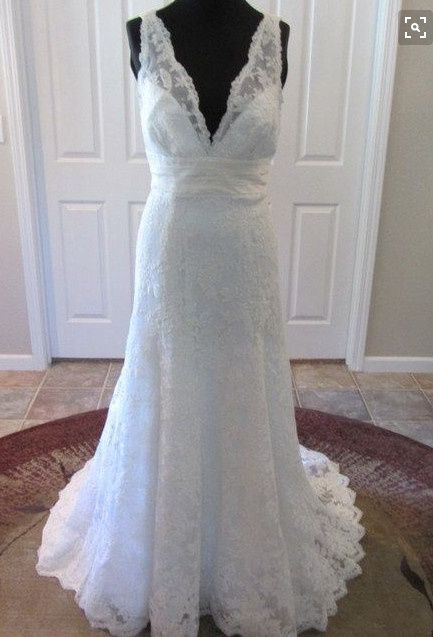 Show off your dress!!
