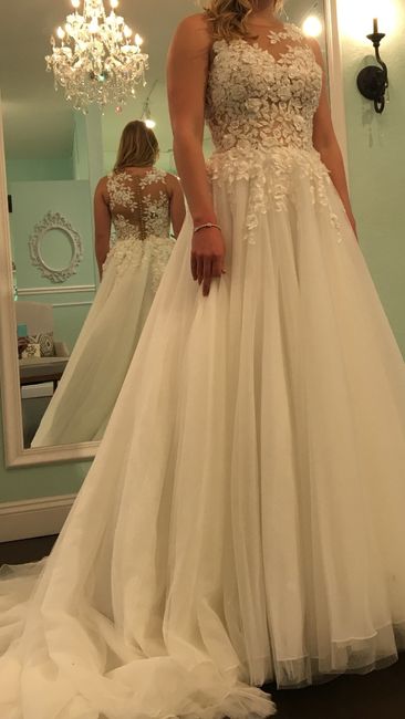 Show off your dress!!