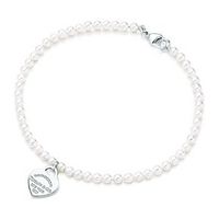 Having trouble picking jewelry