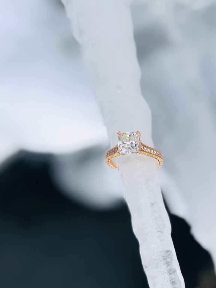 Show off your solitaire ring! 💎 - 2