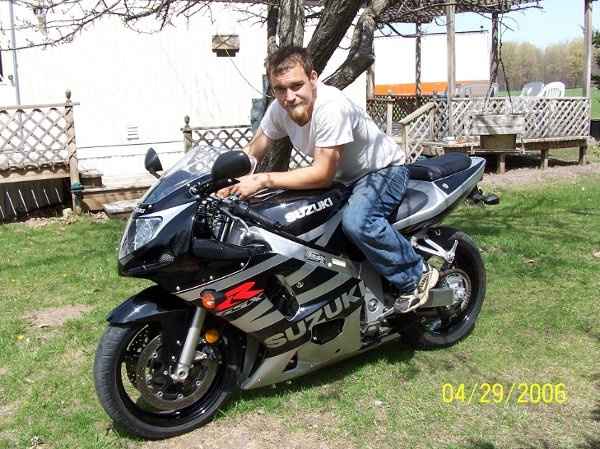 Who loves u ;) show us your FH or Hubby