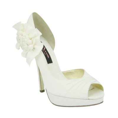 SHoes, Shoes, Shoes!