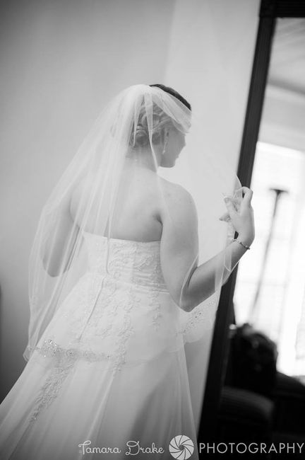 BAM!!!!!!!! with PRO PICS!!!!! ***** Update with details of wedding on page 2 with candid pics!**