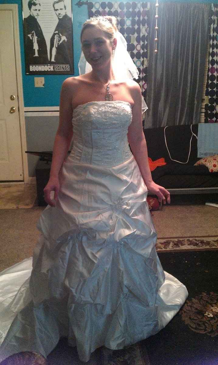 Thinking I Have It Together : Dress, Hair, Accessories, Makeup.  Opinions Needed.  Pics!