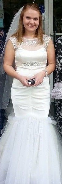 Let me see YOUR dresses ladies!