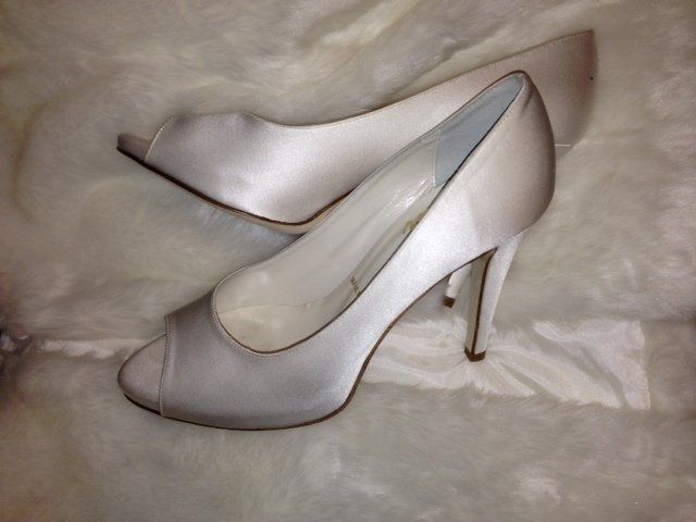 HELP!!! *PIC* (UPDATES IN COMMENTS!)