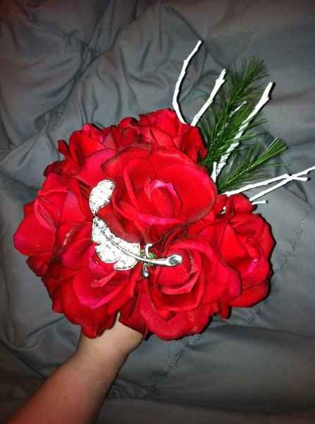 DIY Boutonniere & Bouquet *PICS*