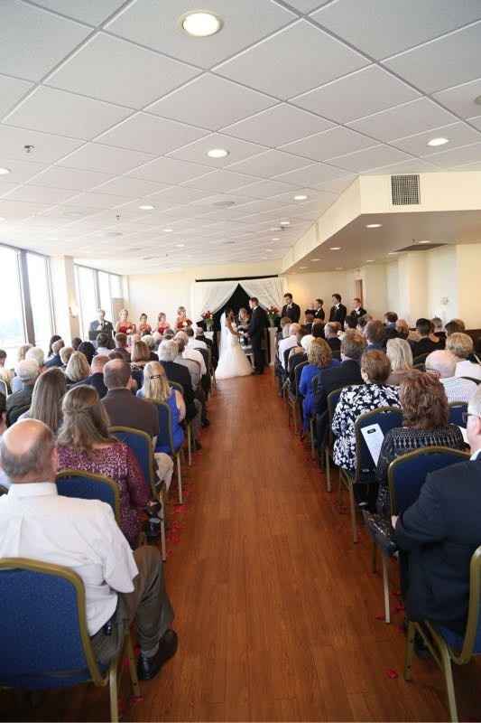 Leaving tables set up during ceremony
