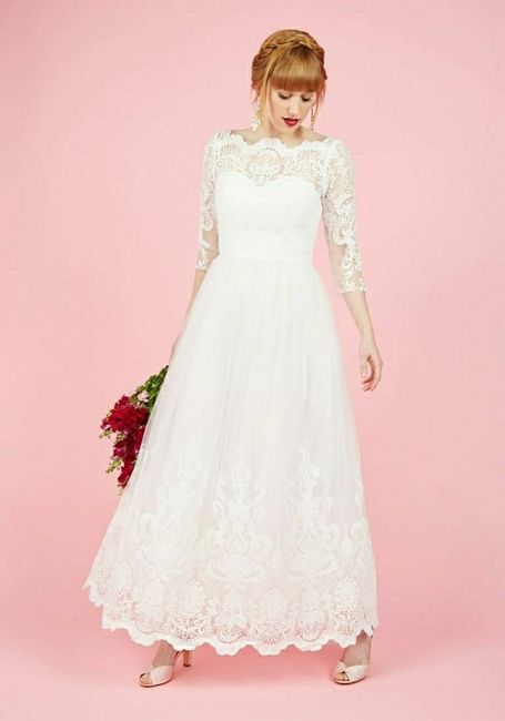 How far in advance should I go dress shopping?
