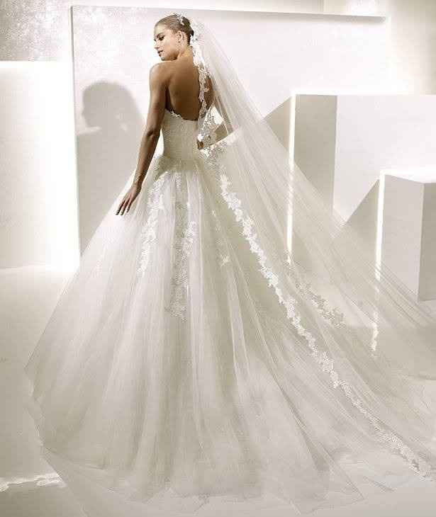 Can you I.D. this 2012 La Sposa gown's serial number? My friend is having a gown EMERGENCY! :(