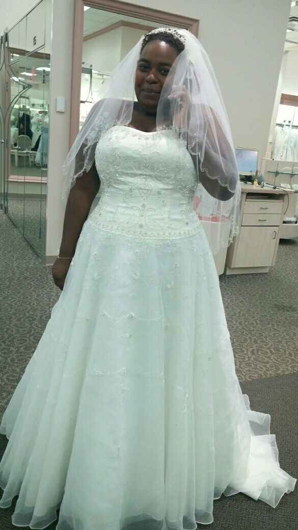 June 2017 Brides! What's happening?