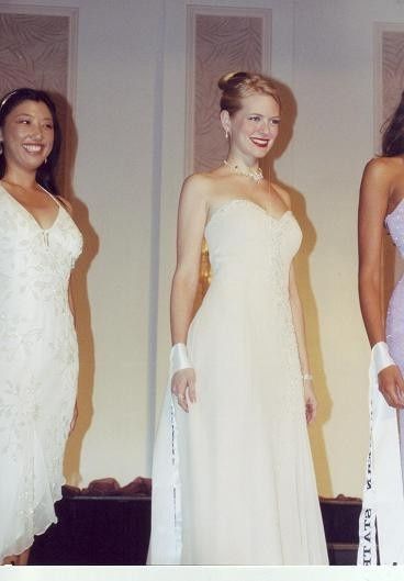 Where to sell a wedding dress secondhand?