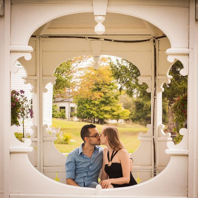I finally got my ENGAGEMENT PHOTOS! :) (Pic heavy!!!)
