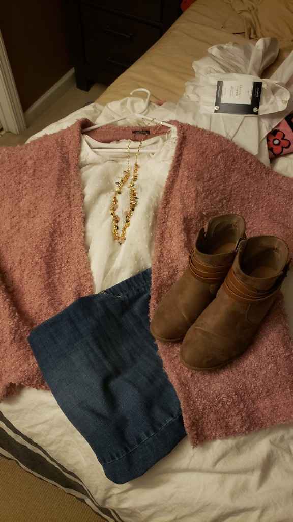 Engagement Photo Outfits - 1