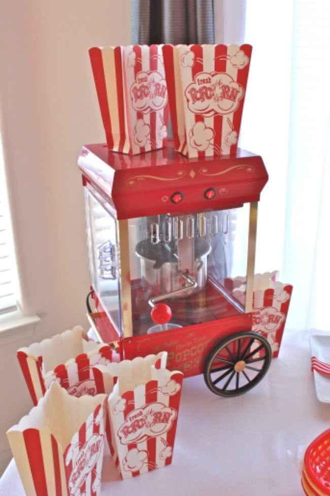Popcorn machine