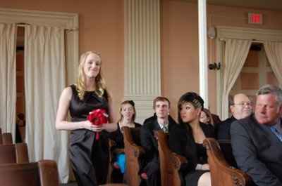 I'm back and I'm married (now the pictures work)