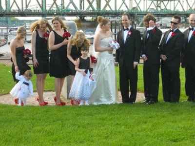 I'm back and I'm married (now the pictures work)