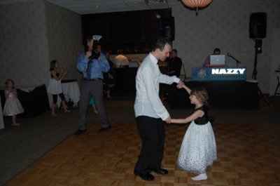 I'm back and I'm married (now the pictures work)