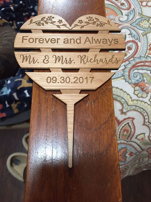 My cake topper shipped!!!