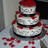 I'm back and I'm married (now the pictures work)