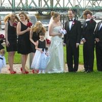 I'm back and I'm married (now the pictures work)