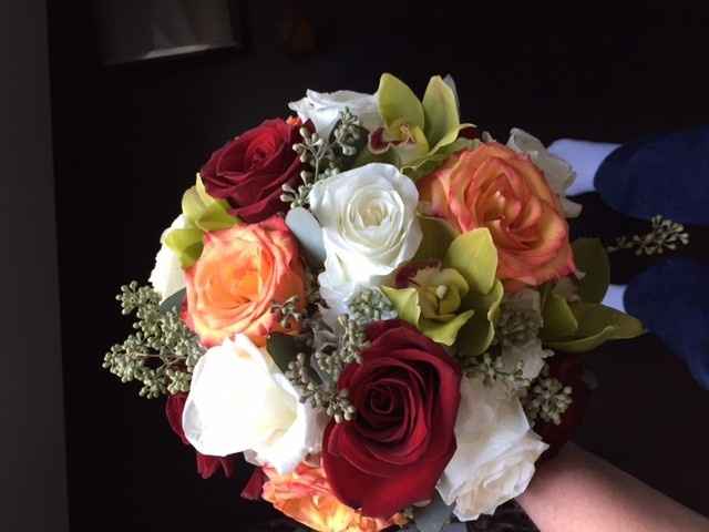 What kind of flowers for a bouquet?