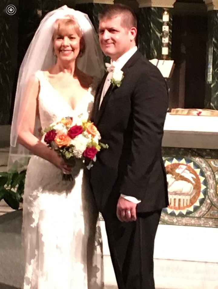 Talk to me about veils and hair accessories!