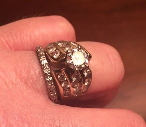 Wedding bands- matching or totally different?