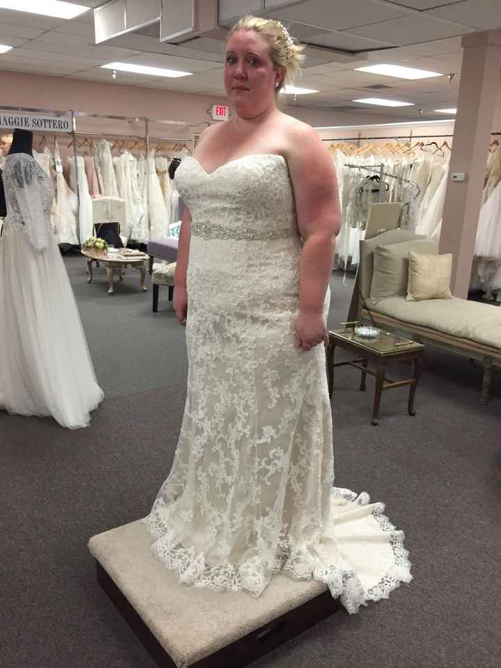 Let's show off our wedding gowns!