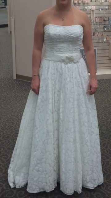 I found THE dress :) (photos!)