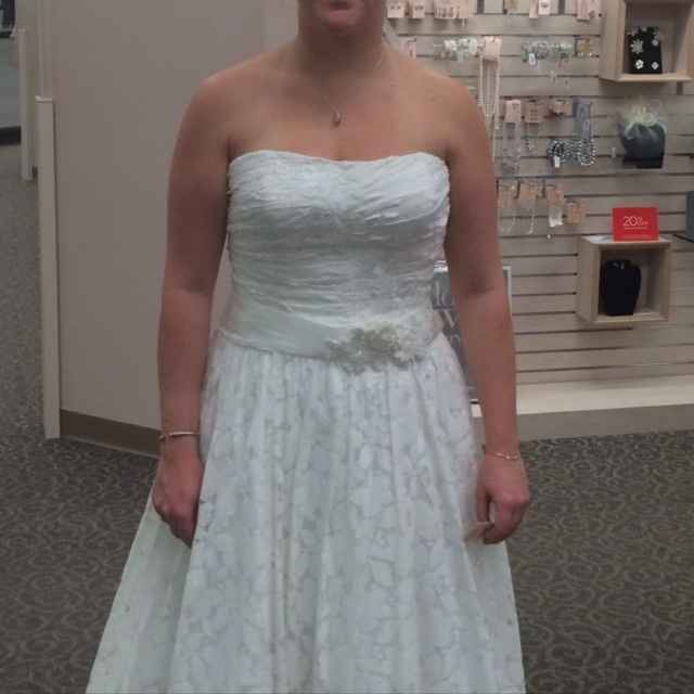 I found THE dress :) (photos!)