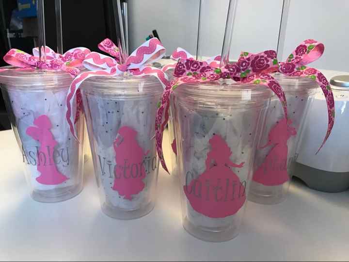 Cricut for the win. Pic heavy - 4