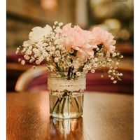 I want real flowers but very simple