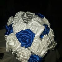 Alternatives to flower bouquets?