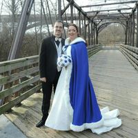 Cape/cloak for pictures? Paging Elizabeth!