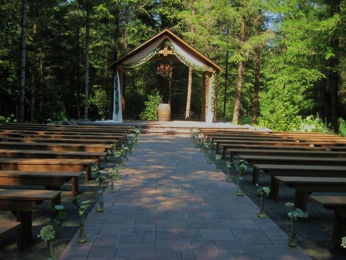 Let's see those wedding venues!