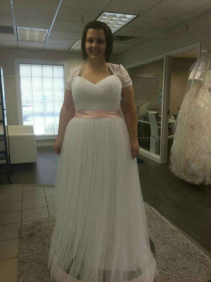 Calling plus size brides, show me your Dress