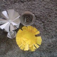 DIY paper flowers (picture)