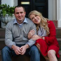 Let's see your engagement photos :)