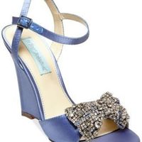 Calling all blue shoed brides