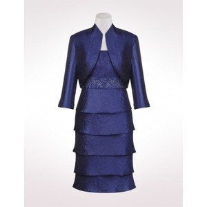 Edit:  Another MOB Dress - Pics and Thoughts - Better Pic on Page 2 : )
