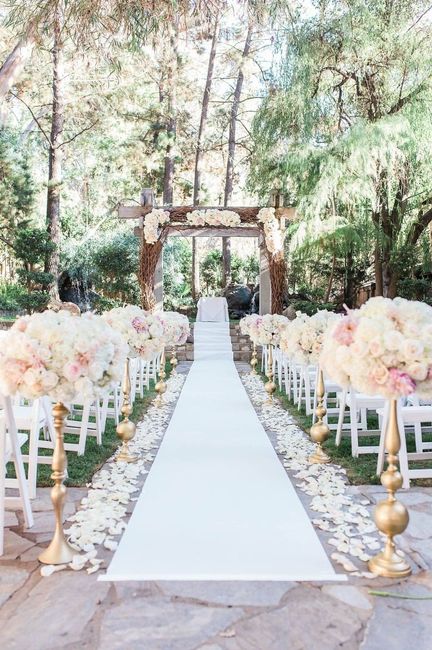 Floral ceremony aisle decor - 3